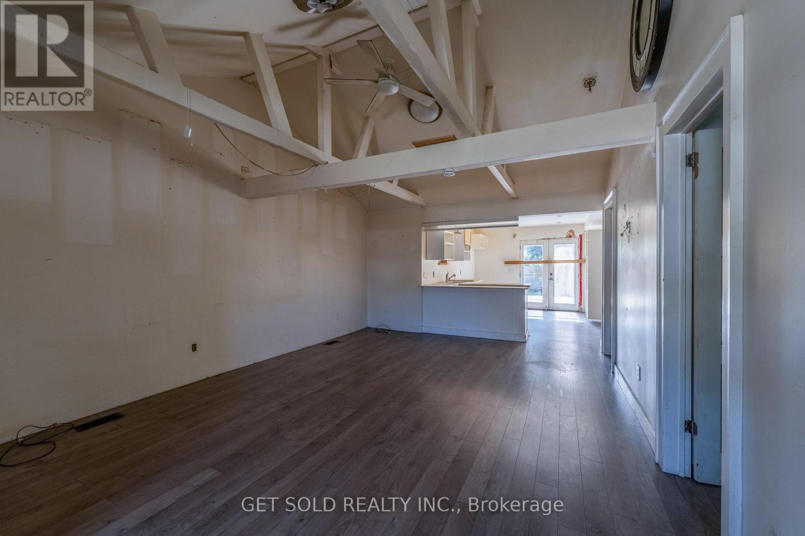 12 Vimy Street, Halton Hills (Ac Acton), Ontario  L7J 1S1 - Photo 3 - W13713660