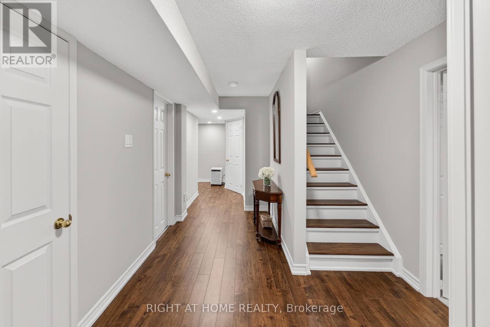 17 Eaton Street, Halton Hills (Georgetown), Ontario  L7G 5L4 - Photo 27 - W13715036