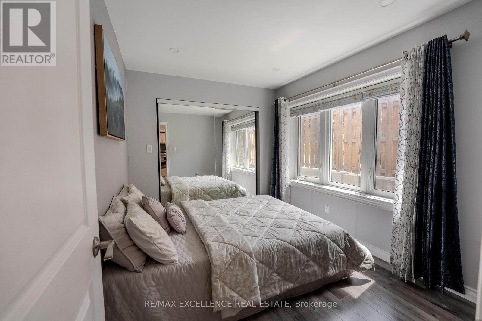 21 Elizabeth Street, Halton Hills (Georgetown), Ontario  L7G 3K1 - Photo 14 - W13715382