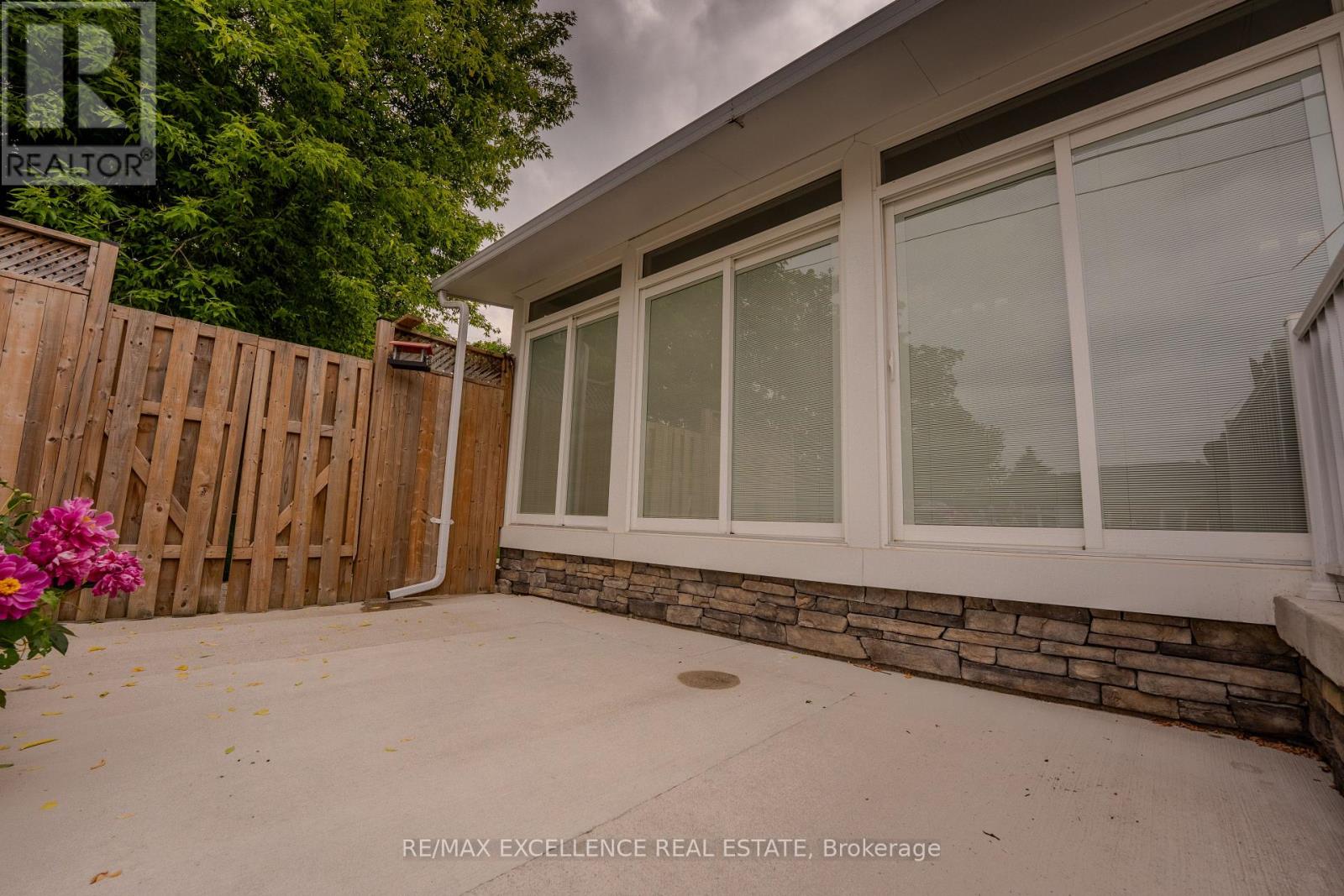 21 Elizabeth Street, Halton Hills (Georgetown), Ontario  L7G 3K1 - Photo 33 - W13715382