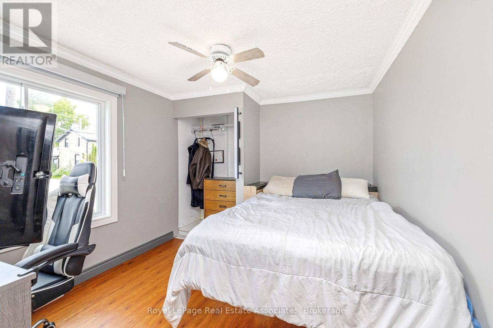 98 Main Street N, Halton Hills (Ac Acton), Ontario  L7J 1W2 - Photo 27 - W13715392