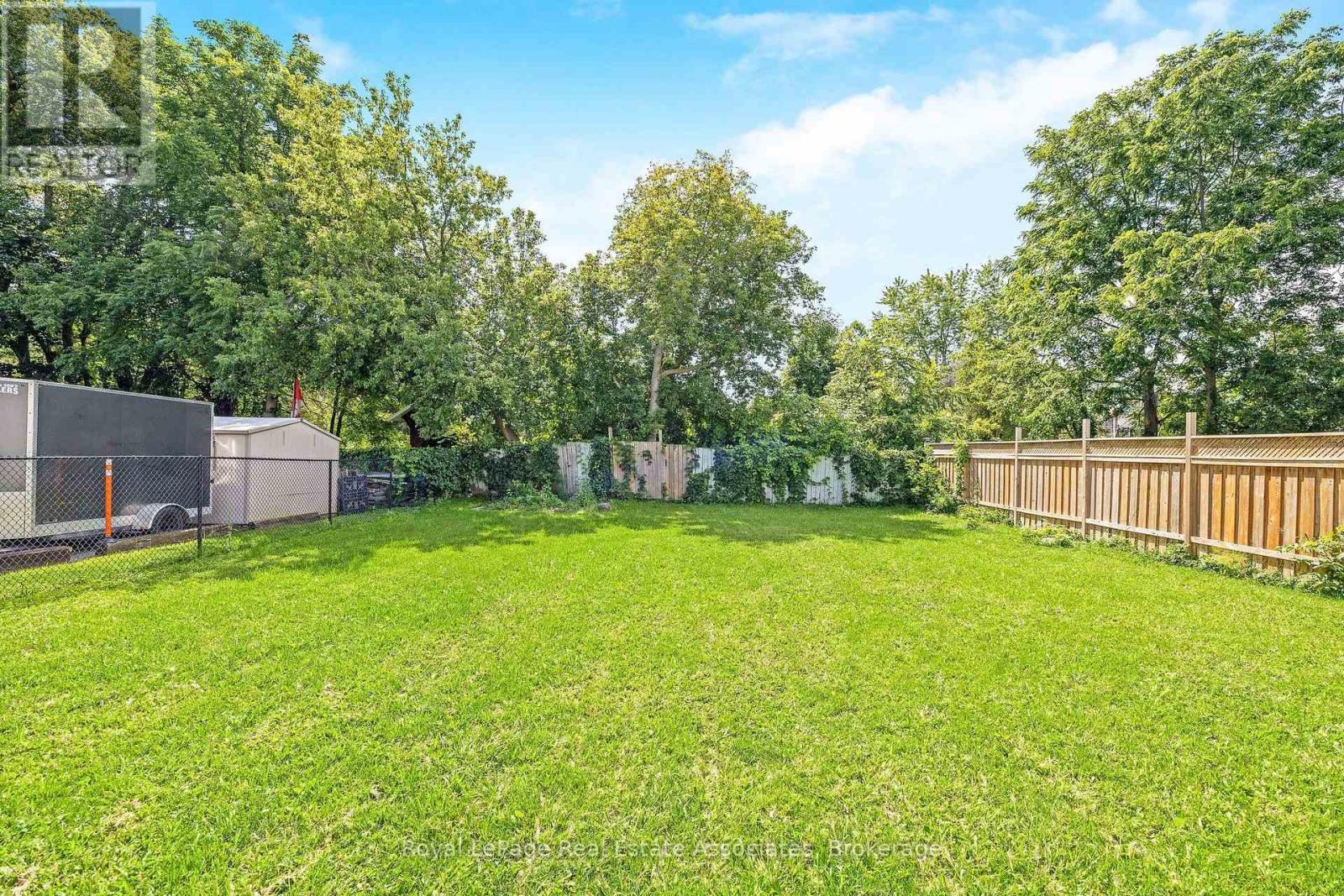 98 Main Street N, Halton Hills (Ac Acton), Ontario  L7J 1W2 - Photo 39 - W13715392