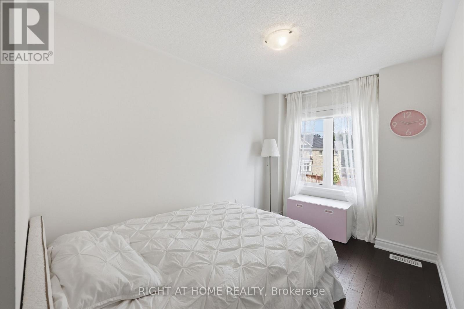 52 Upper Canada Court, Halton Hills (Georgetown), Ontario  L7G 0L1 - Photo 20 - W13716178