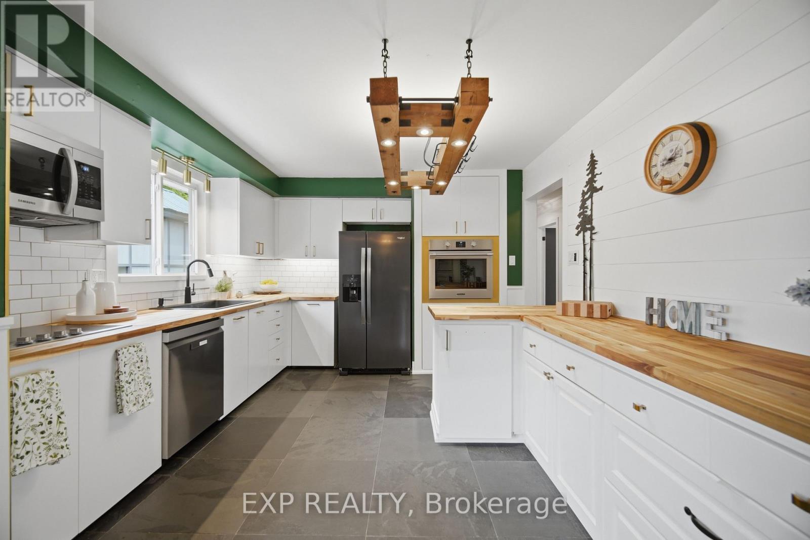 127 Acton Boulevard, Halton Hills (Ac Acton), Ontario  L7J 2S4 - Photo 14 - W13717788