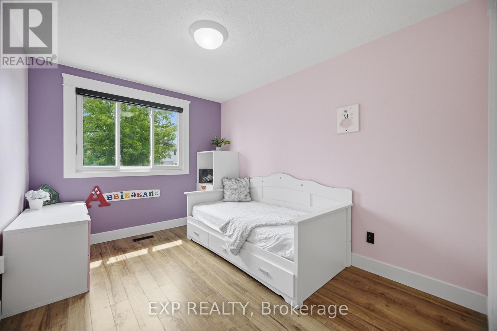 127 Acton Boulevard, Halton Hills (Ac Acton), Ontario  L7J 2S4 - Photo 22 - W13717788