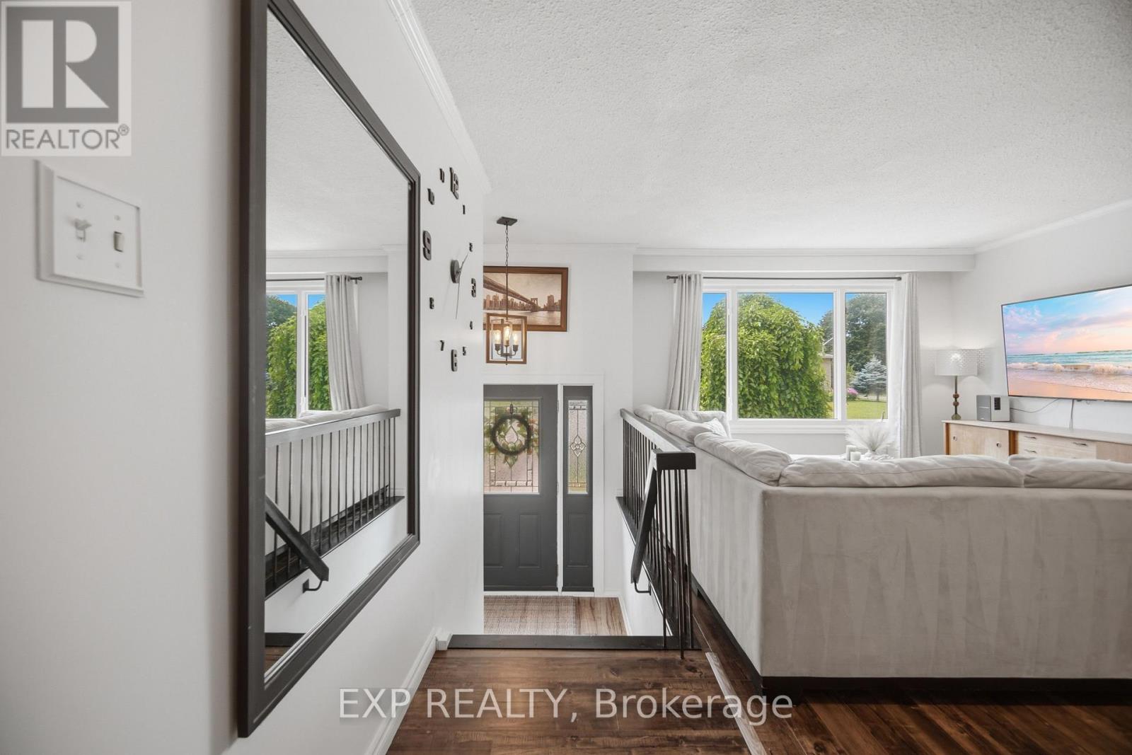 127 Acton Boulevard, Halton Hills (Ac Acton), Ontario  L7J 2S4 - Photo 6 - W13717788