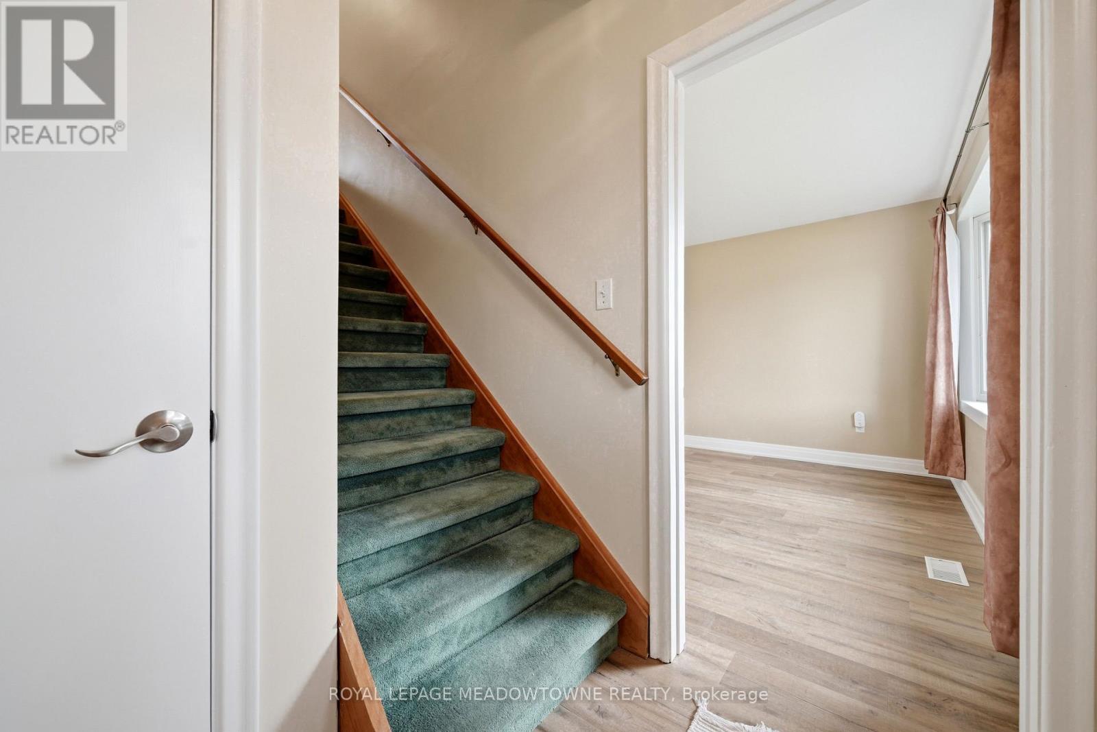 20 Delrex Boulevard, Halton Hills (Georgetown), Ontario  L7G 3X7 - Photo 21 - W13717888