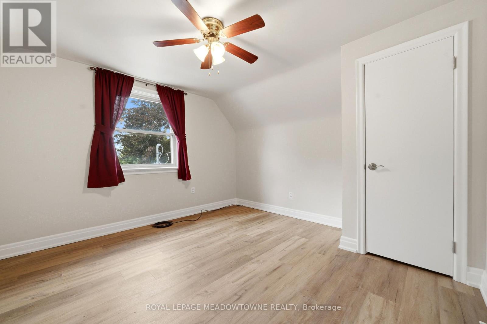 20 Delrex Boulevard, Halton Hills (Georgetown), Ontario  L7G 3X7 - Photo 24 - W13717888
