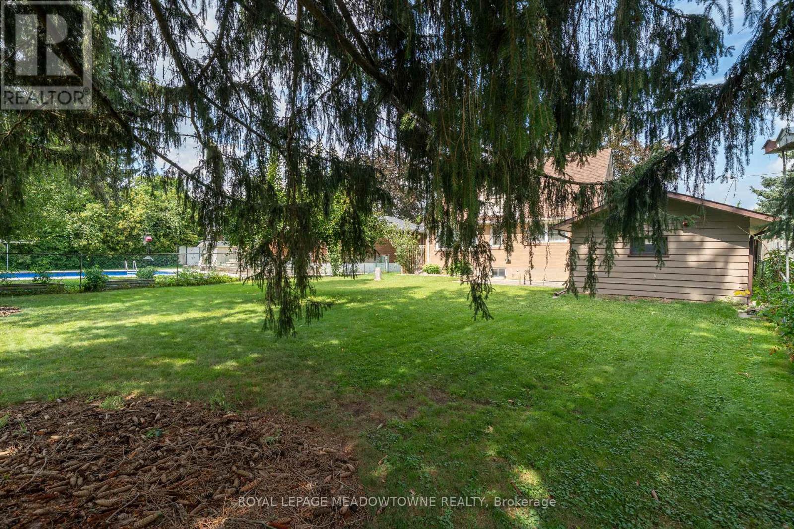 20 Delrex Boulevard, Halton Hills (Georgetown), Ontario  L7G 3X7 - Photo 32 - W13717888