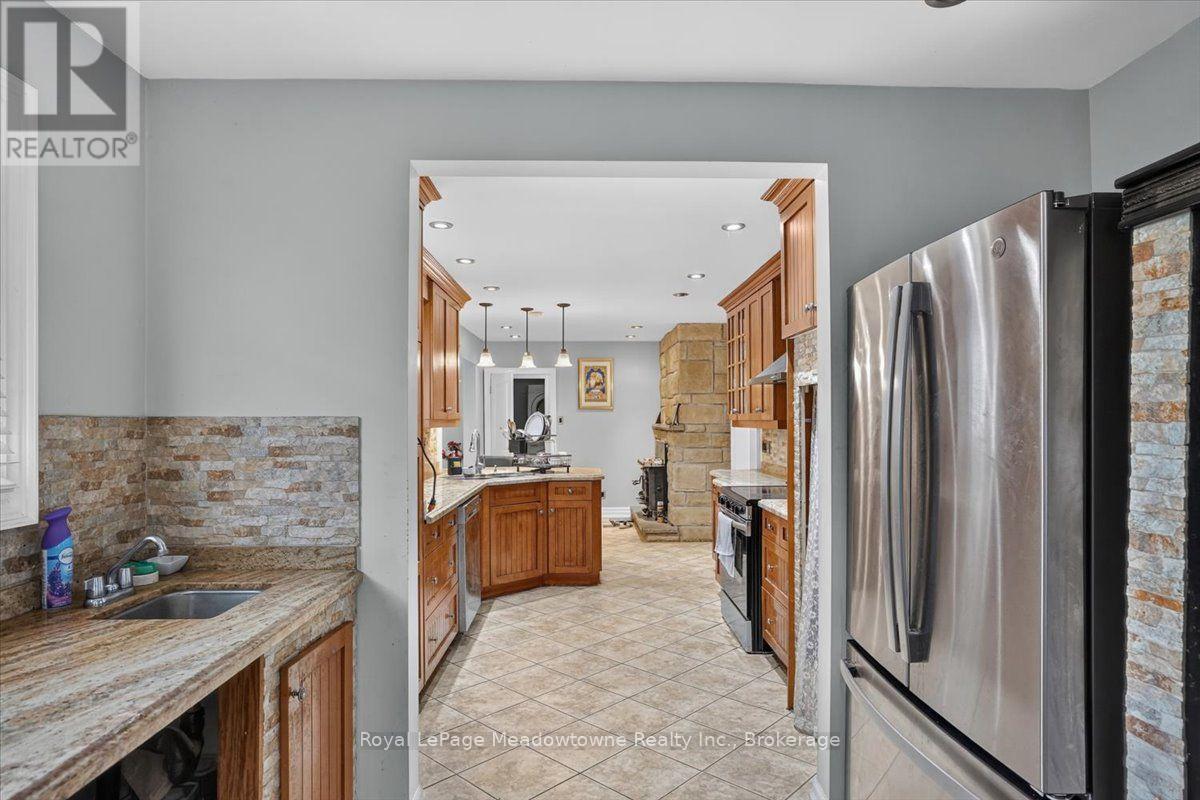 8159 Eighth Line, Halton Hills (Rural Halton Hills), Ontario  L7G 4S5 - Photo 12 - W13719036