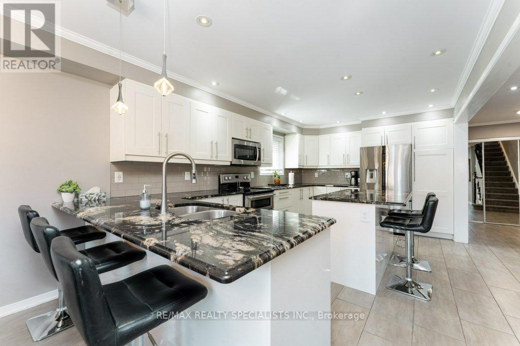 34 Killaloe Crescent, Halton Hills (Georgetown), Ontario  L7G 5N2 - Photo 15 - W13719866