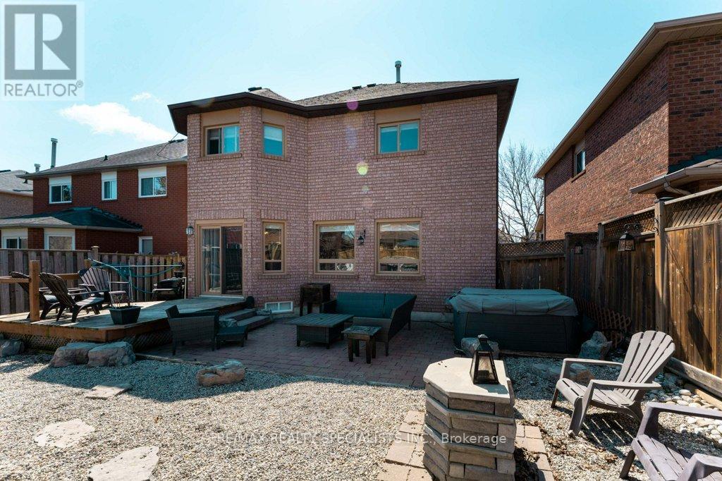 34 Killaloe Crescent, Halton Hills (Georgetown), Ontario  L7G 5N2 - Photo 40 - W13719866