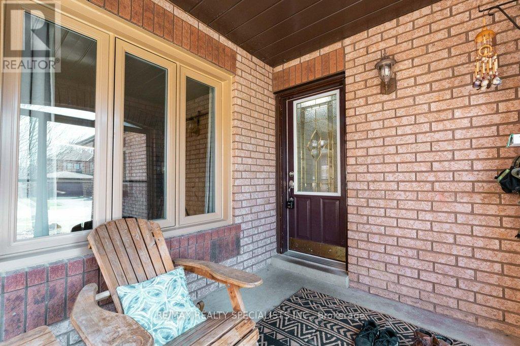 34 Killaloe Crescent, Halton Hills (Georgetown), Ontario  L7G 5N2 - Photo 5 - W13719866