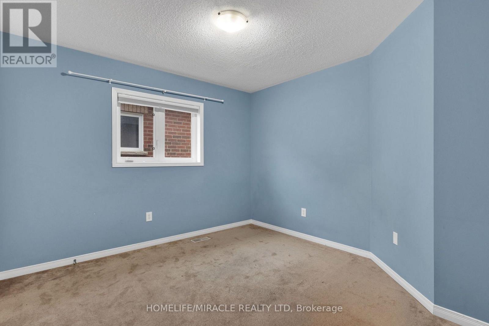 Main & Upper Floor - 15 Chetholme Place E, Halton Hills (Georgetown), Ontario  L7G 0B5 - Photo 17 - W13721356