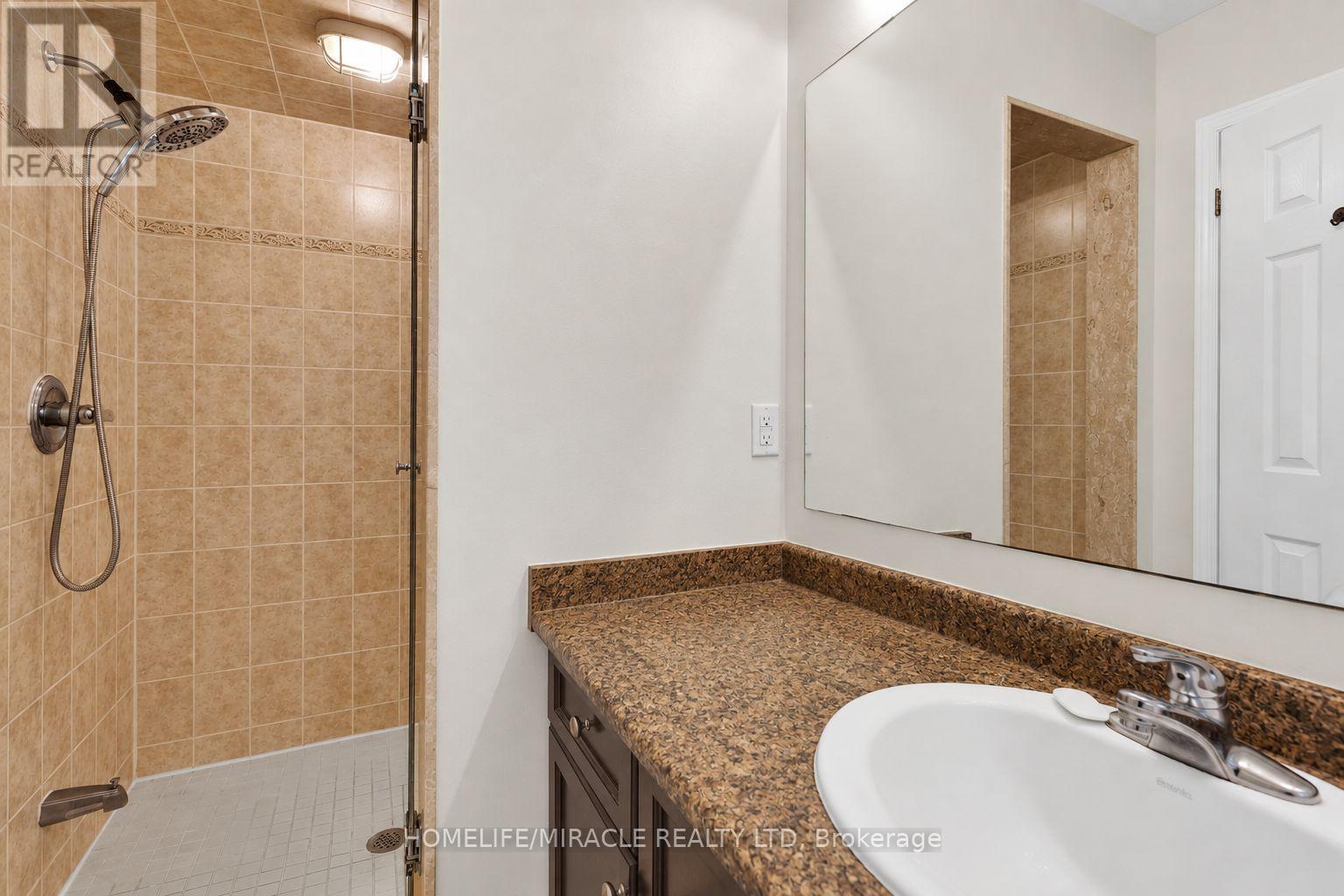 Main & Upper Floor - 15 Chetholme Place E, Halton Hills (Georgetown), Ontario  L7G 0B5 - Photo 27 - W13721356