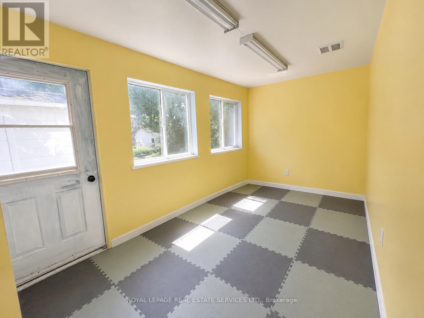 30 College Street, Halton Hills (Georgetown), Ontario  L7G 2N7 - Photo 19 - W13721360