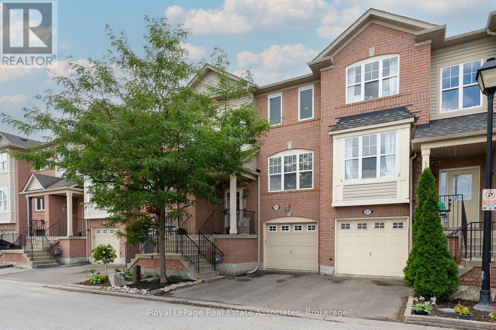 25 Seed House Lane, Halton Hills (Georgetown), Ontario  L7G 6K2 - Photo 2 - W13721848