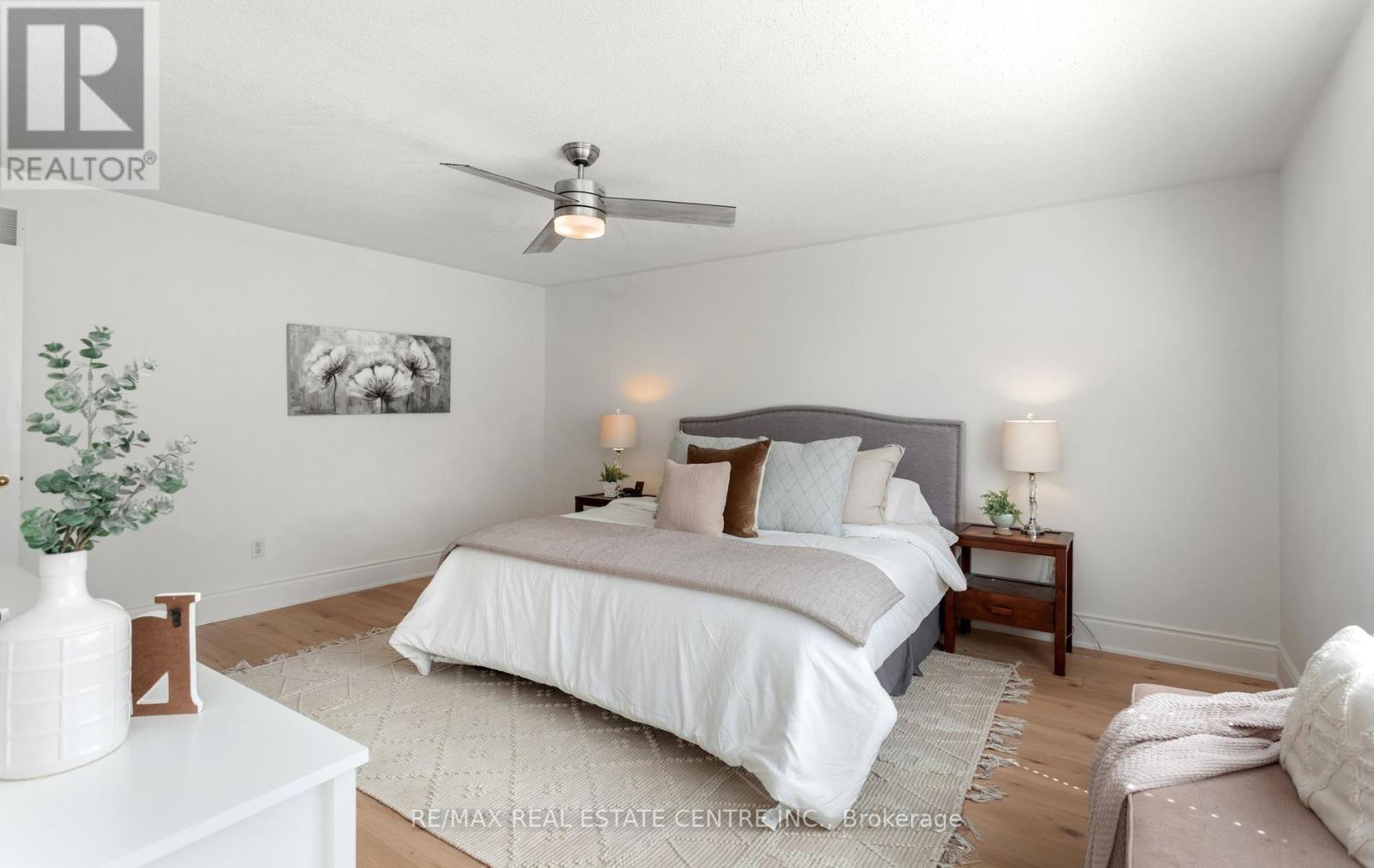54 Apple Blossom Crescent, Halton Hills (Georgetown), Ontario  L7G 6L5 - Photo 31 - W13721986