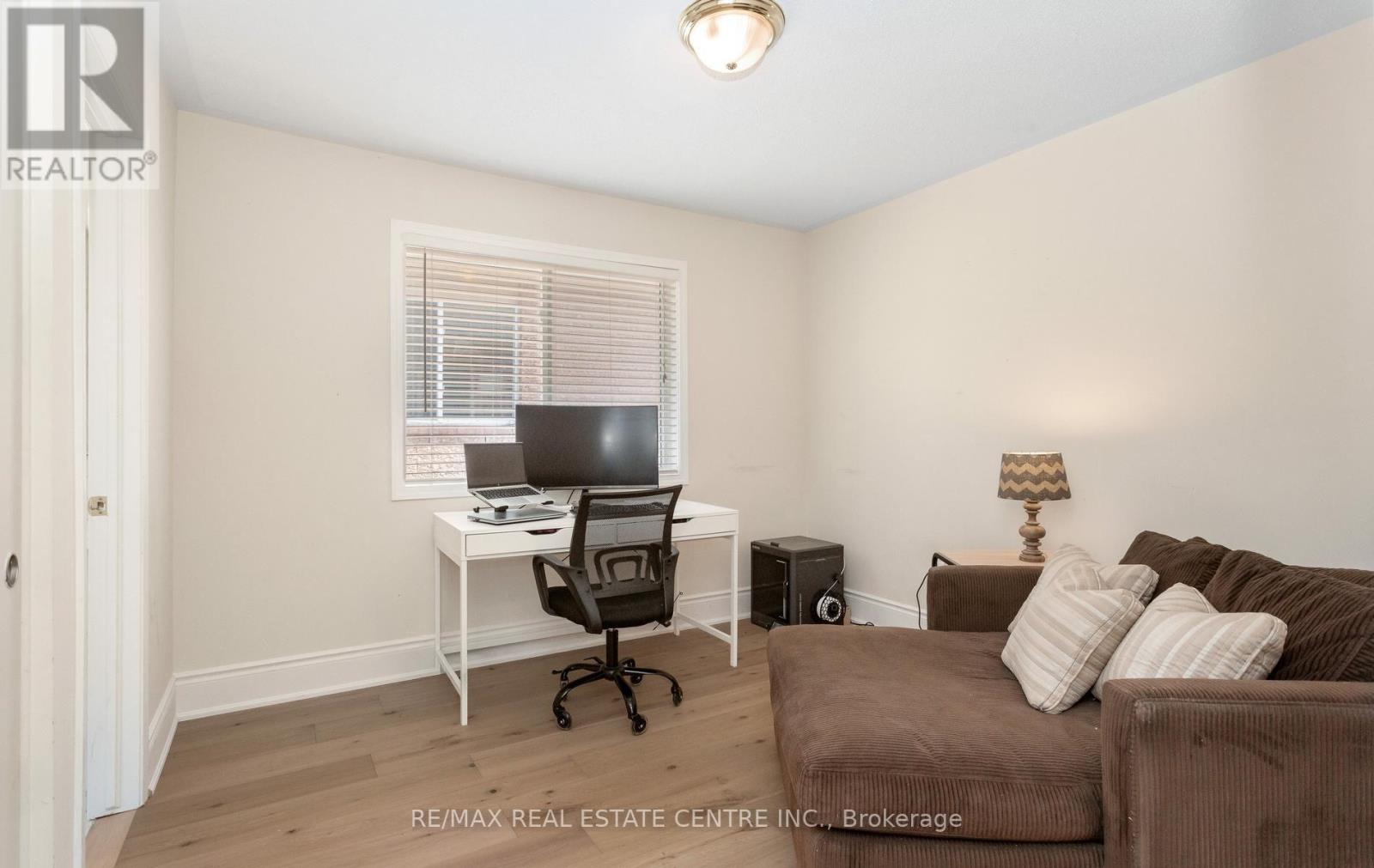 54 Apple Blossom Crescent, Halton Hills (Georgetown), Ontario  L7G 6L5 - Photo 39 - W13721986