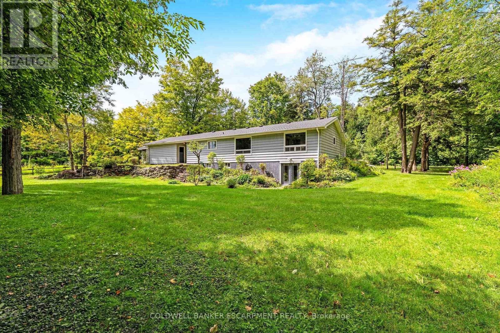 7470 22 Side Road, Halton Hills (Es Rural Esquesing), Ontario  L7J 2M1 - Photo 38 - W13722096