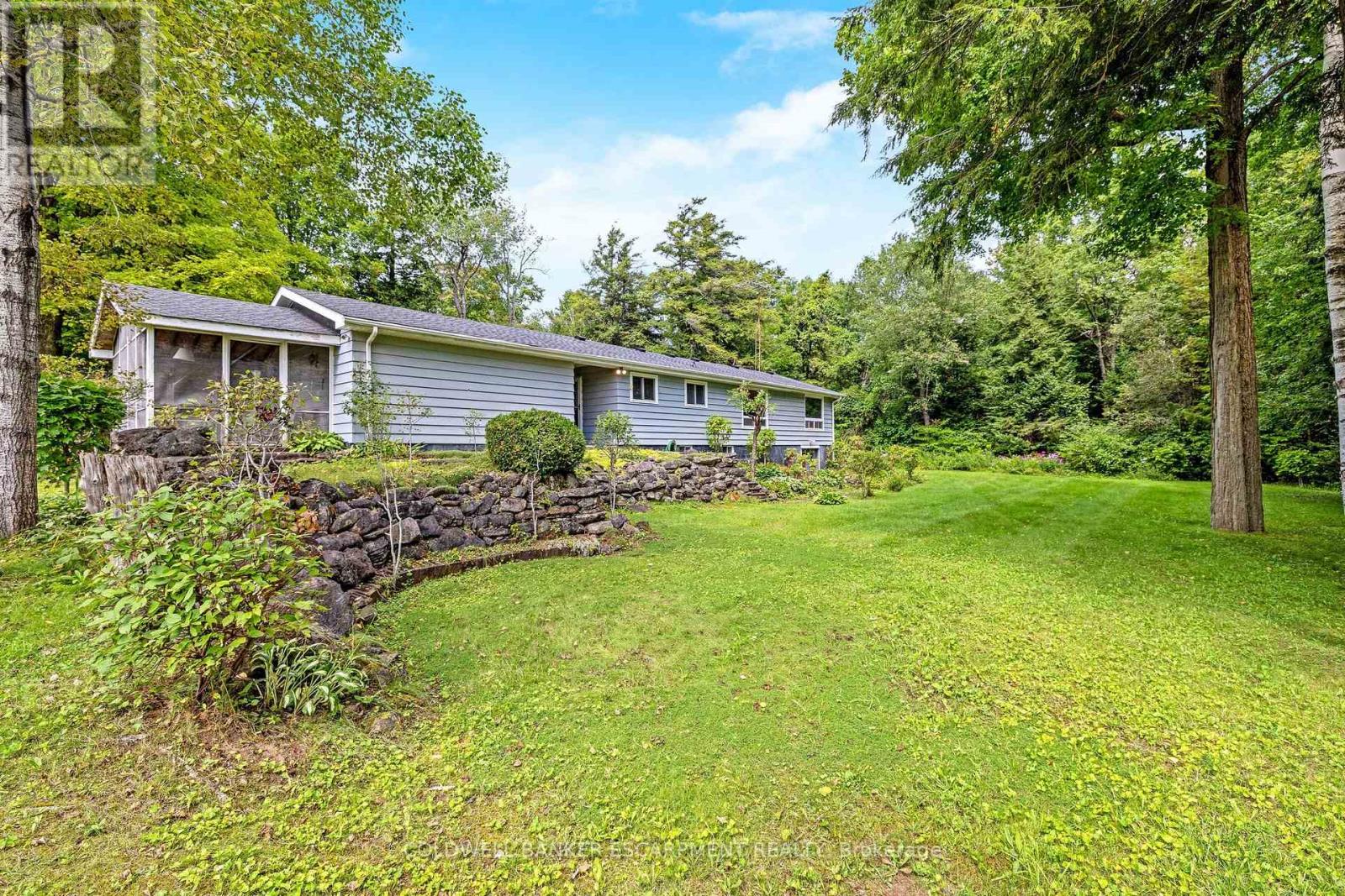 7470 22 Side Road, Halton Hills (Es Rural Esquesing), Ontario  L7J 2M1 - Photo 40 - W13722096