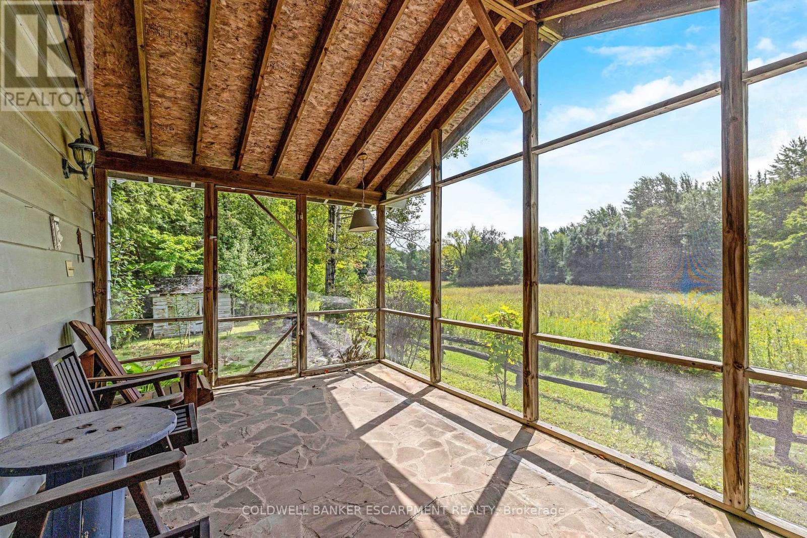 7470 22 Side Road, Halton Hills (Es Rural Esquesing), Ontario  L7J 2M1 - Photo 42 - W13722096