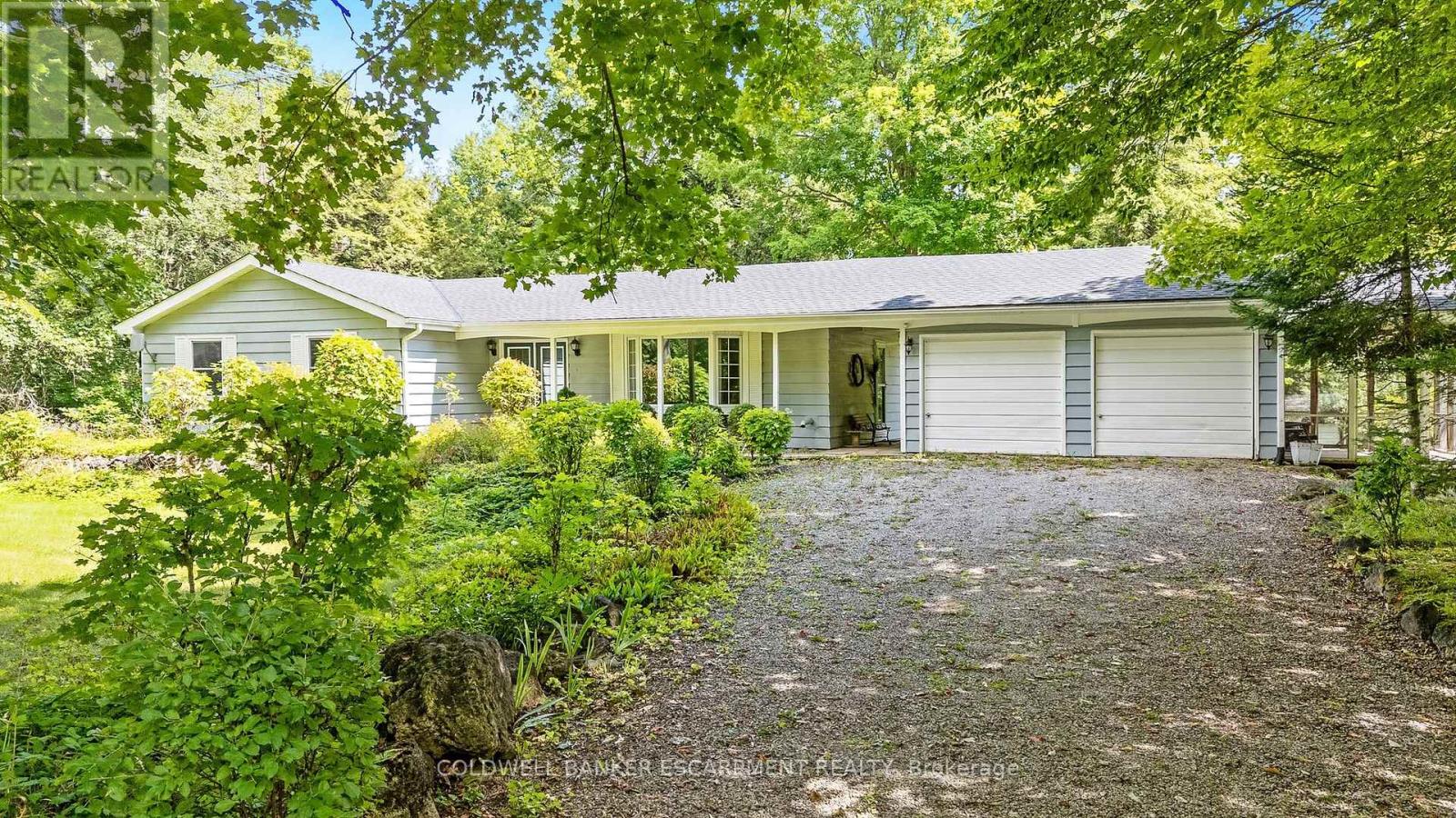 7470 22 Side Road, Halton Hills (Es Rural Esquesing), Ontario  L7J 2M1 - Photo 6 - W13722096