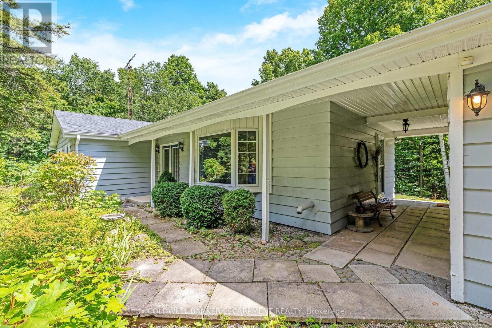 7470 22 Side Road, Halton Hills (Es Rural Esquesing), Ontario  L7J 2M1 - Photo 7 - W13722096
