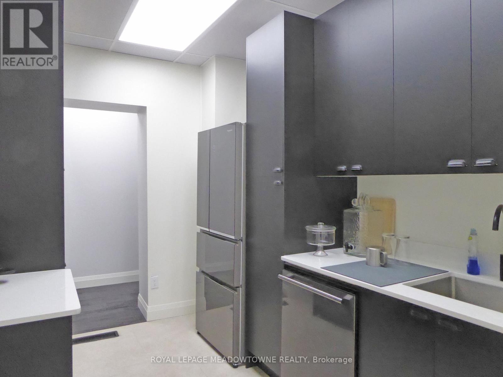 Suite E - 37 Main Street S, Halton Hills (Georgetown), Ontario  L7G 3G2 - Photo 11 - W13722990