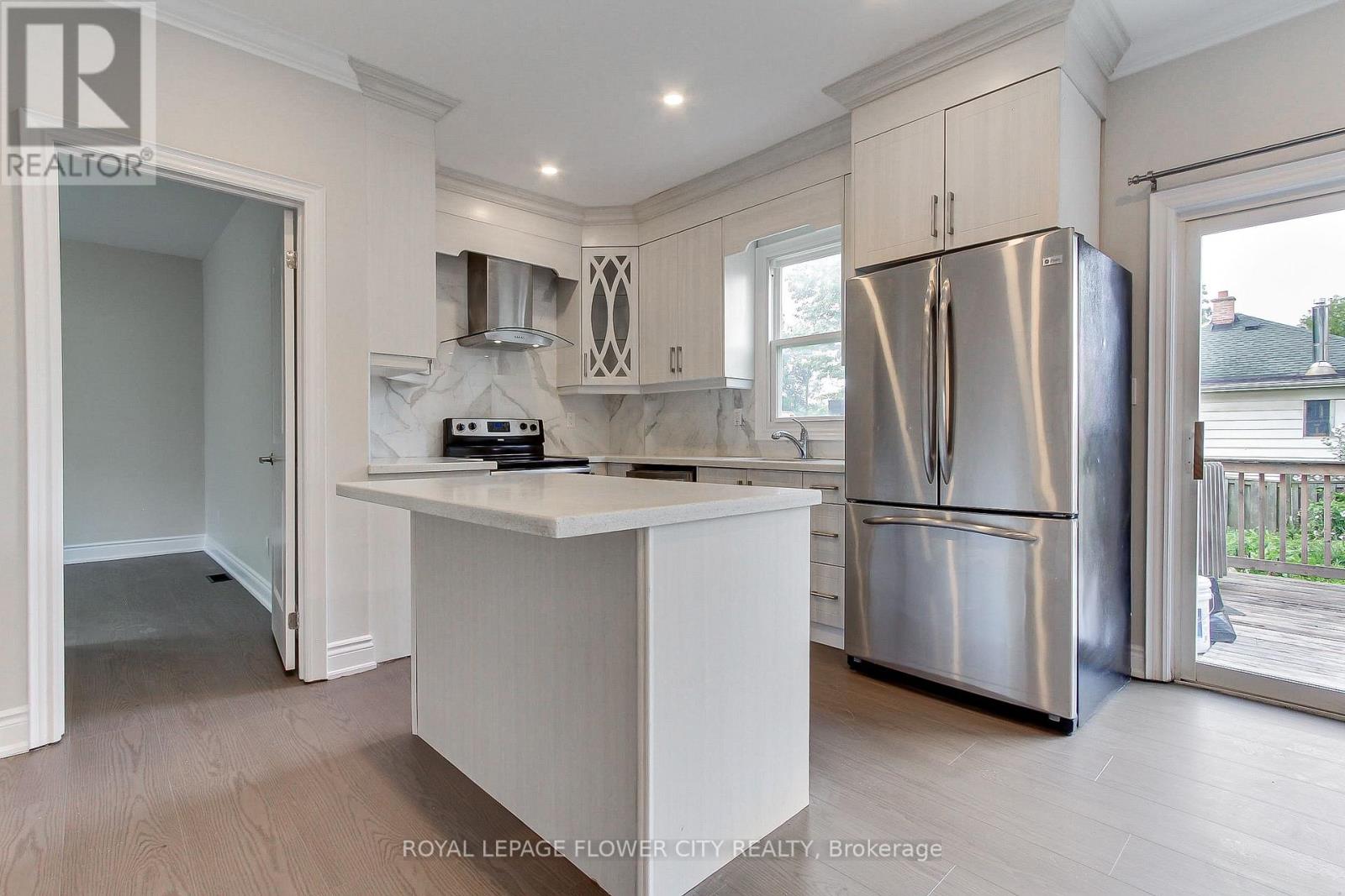 Main Floor - 24 John Street, Halton Hills (Georgetown), Ontario  L7G 2J7 - Photo 13 - W13725446
