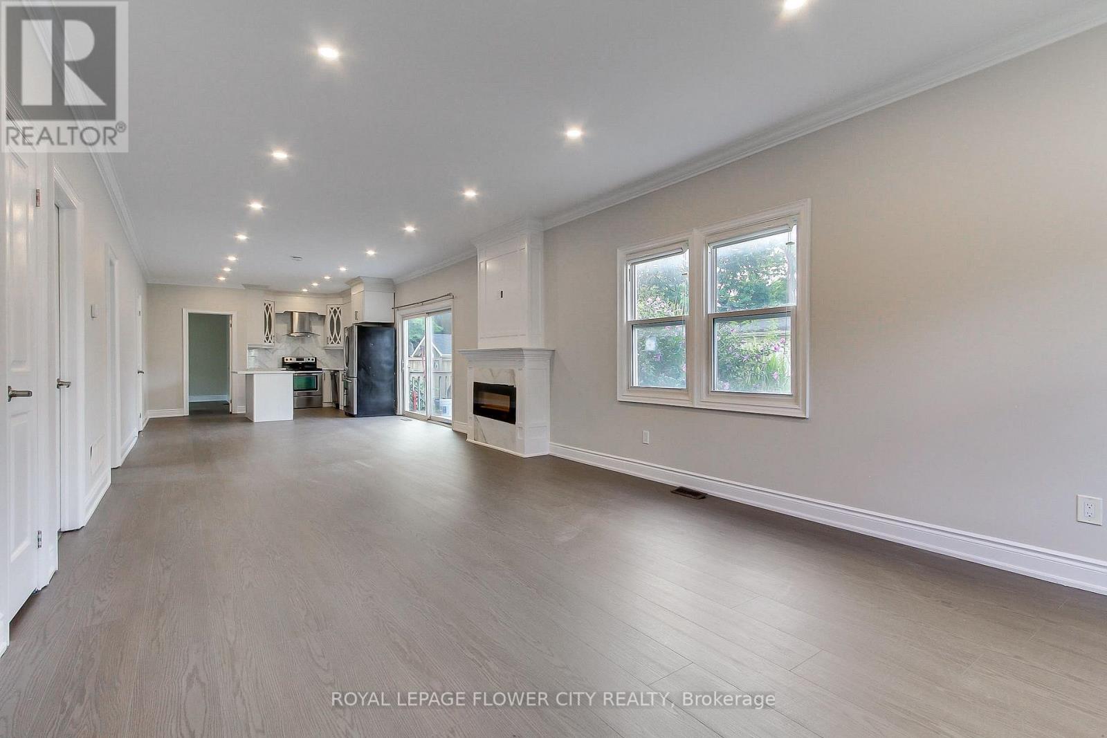 Main Floor - 24 John Street, Halton Hills (Georgetown), Ontario  L7G 2J7 - Photo 7 - W13725446