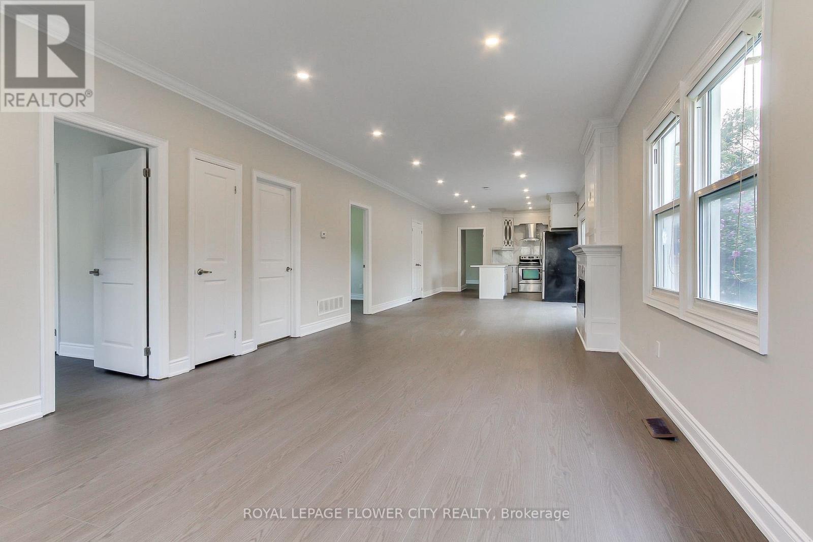 Main Floor - 24 John Street, Halton Hills (Georgetown), Ontario  L7G 2J7 - Photo 8 - W13725446