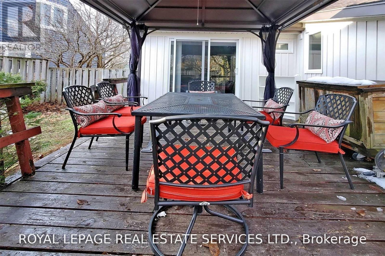 27 Normandy Boulevard, Halton Hills (Georgetown), Ontario  L7G 1V9 - Photo 17 - W13725786