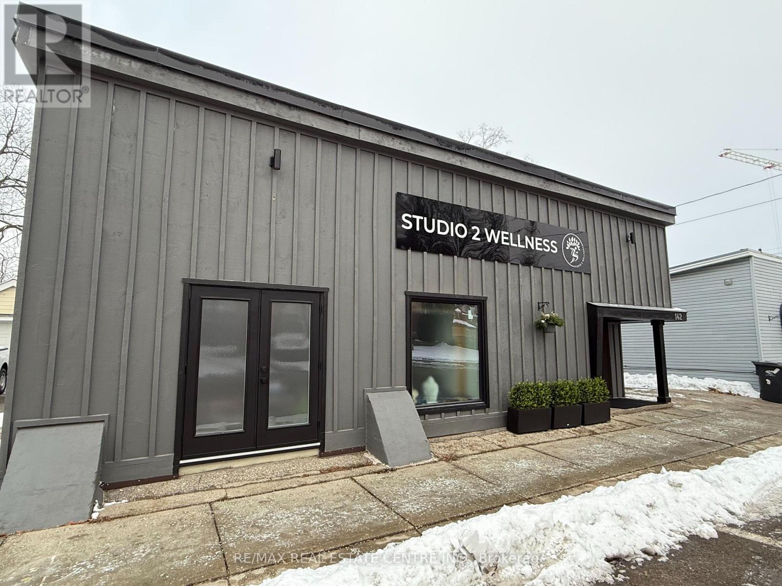 142 Mill Street, Halton Hills (Georgetown), Ontario  L7G 2C1 - Photo 2 - W13727150