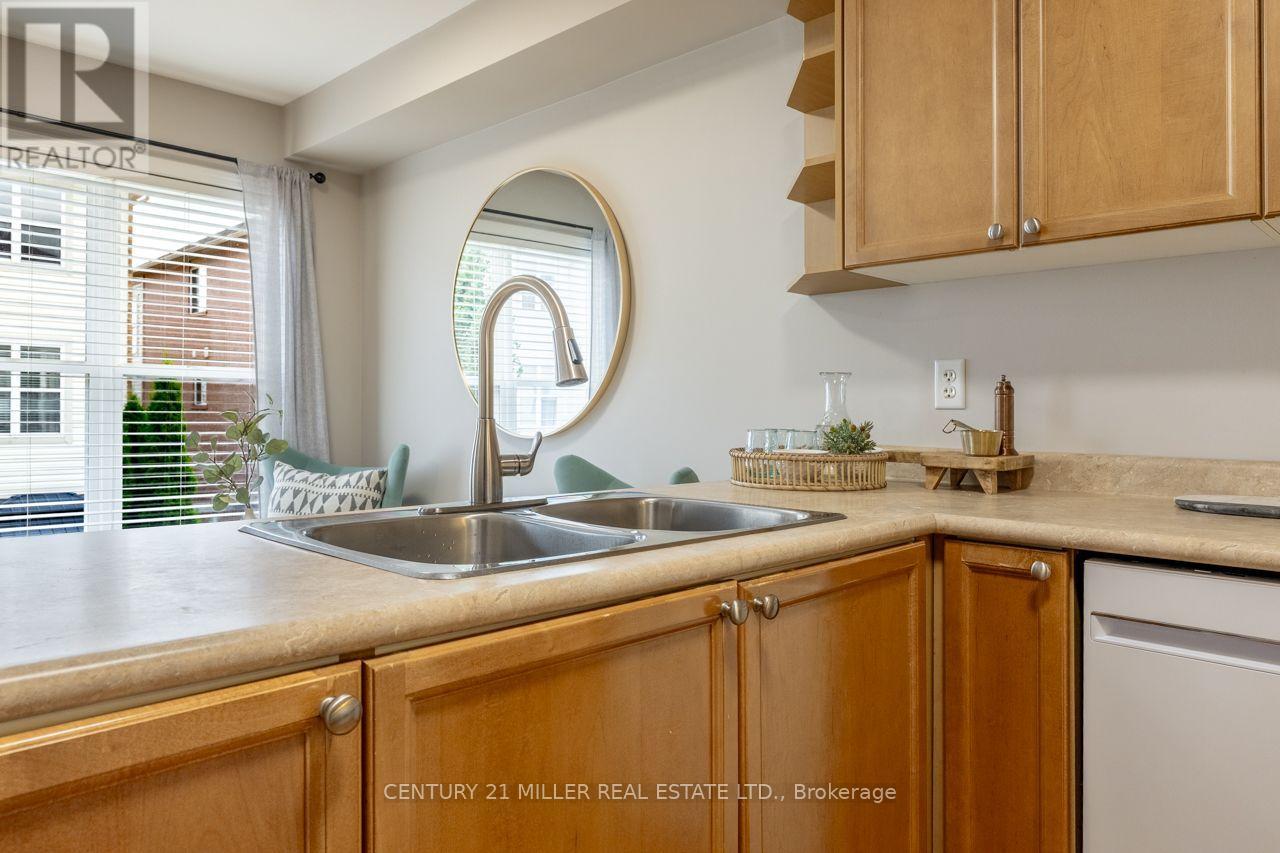 69 Seed House Lane, Halton Hills (Georgetown), Ontario  L7G 6K4 - Photo 11 - W13727176