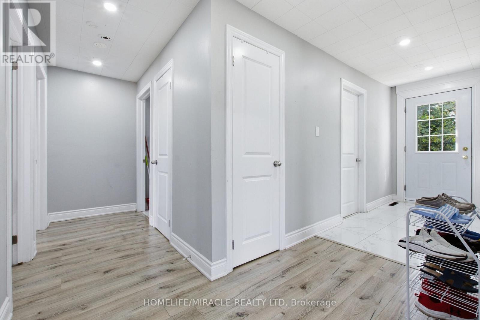 126 Main Street North, Halton Hills (Ac Acton), Ontario  L7J 1W6 - Photo 25 - W13728896