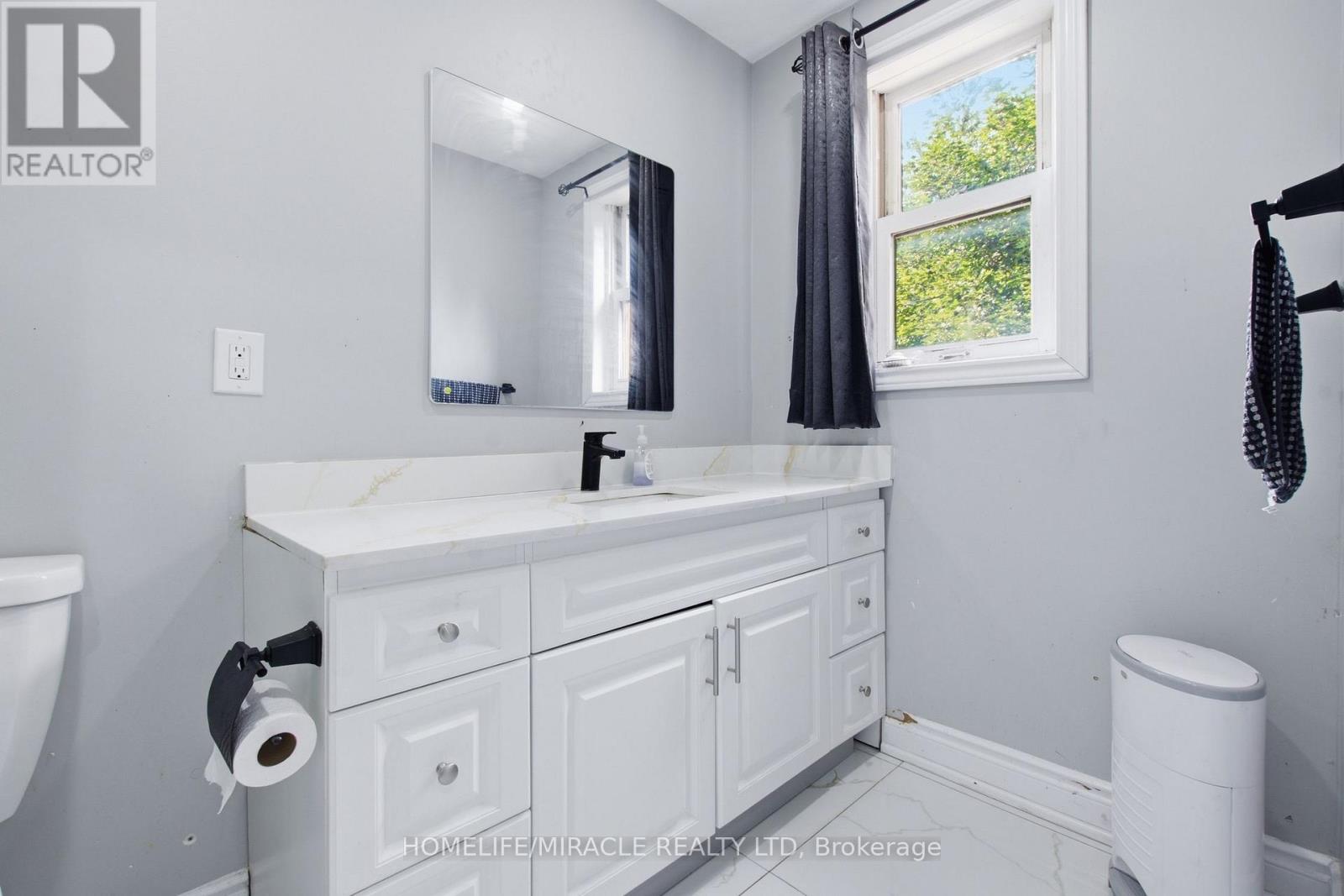 126 Main Street North, Halton Hills (Ac Acton), Ontario  L7J 1W6 - Photo 26 - W13728896