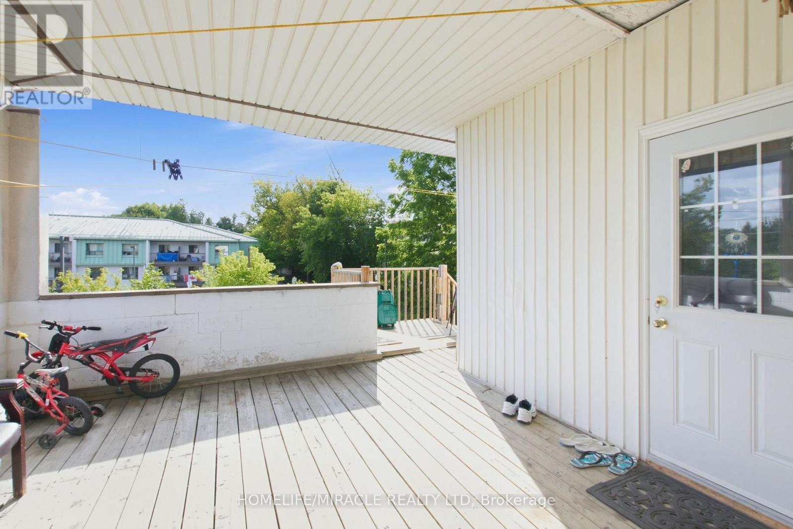 126 Main Street North, Halton Hills (Ac Acton), Ontario  L7J 1W6 - Photo 33 - W13728896