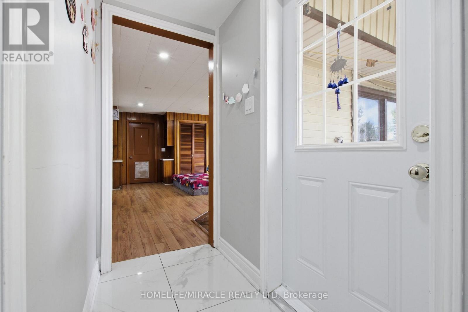 126 Main Street North, Halton Hills (Ac Acton), Ontario  L7J 1W6 - Photo 34 - W13728896