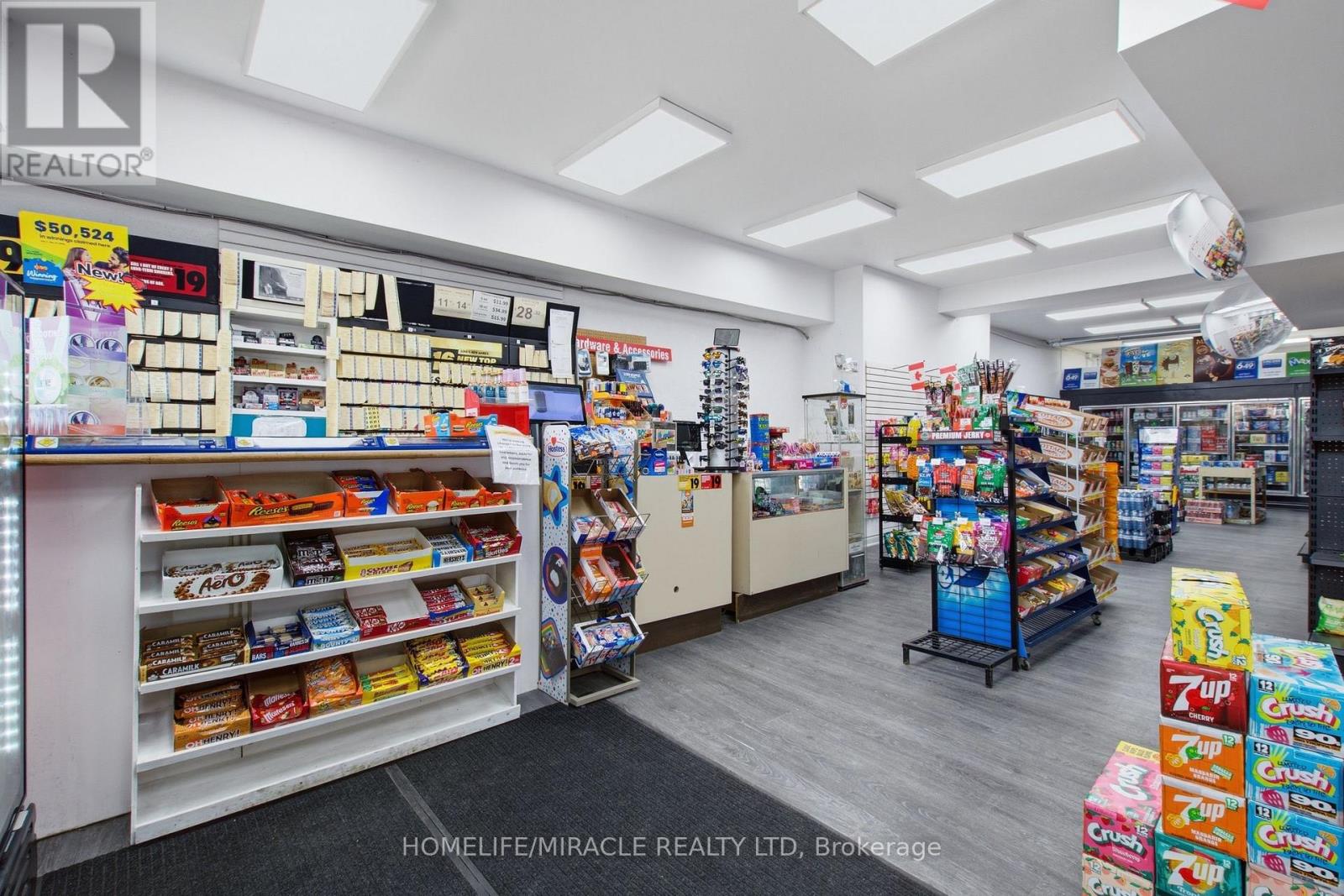 126 Main Street North, Halton Hills (Ac Acton), Ontario  L7J 1W6 - Photo 7 - W13728896