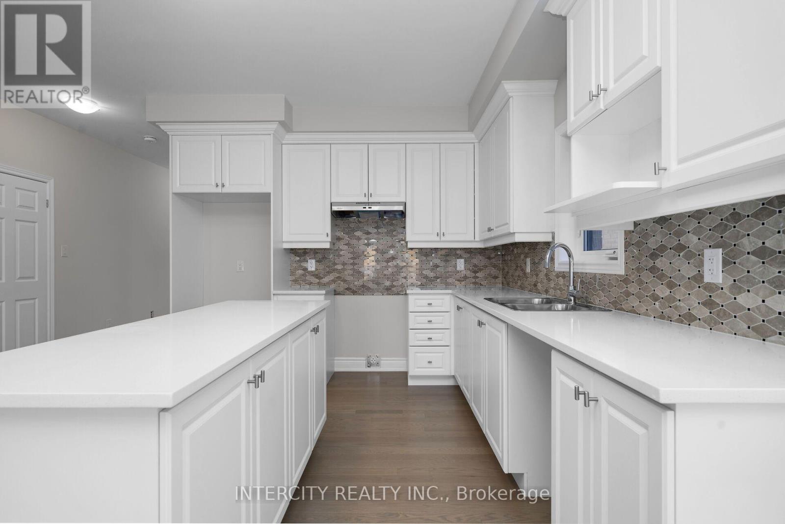 33 Ruby Lane, Halton Hills (Georgetown), Ontario  L7G 0H6 - Photo 9 - W13730984