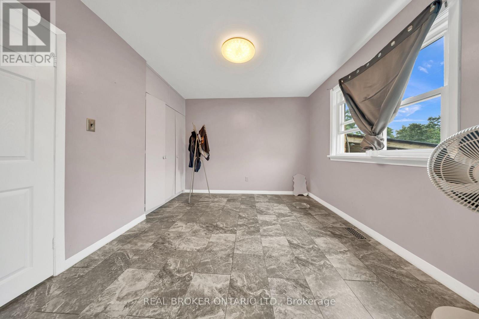 67 Roseford Terrace, Halton Hills (Ac Acton), Ontario  L7J 2L2 - Photo 17 - W13735262