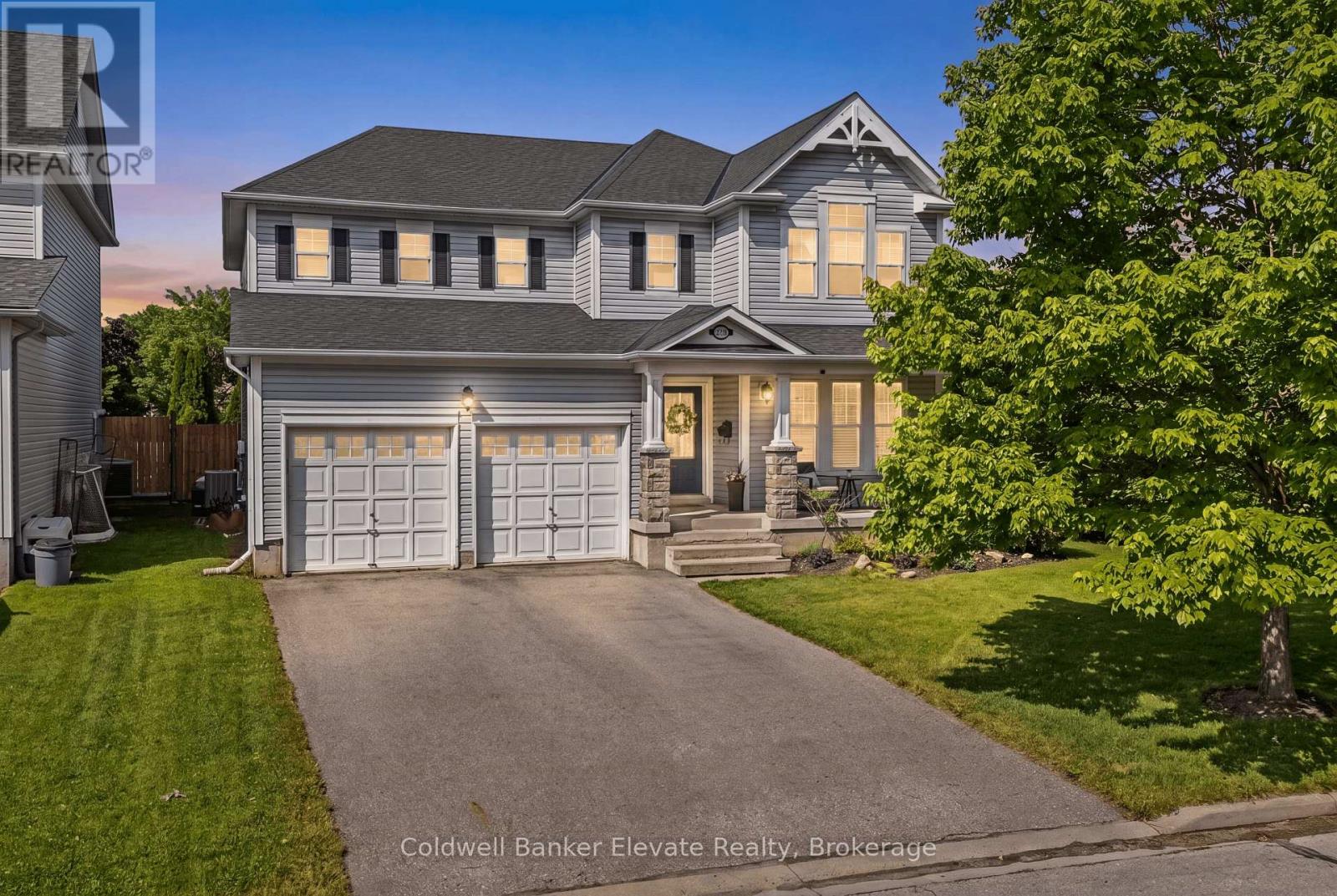 28 Brown's Crescent, Halton Hills (Ac Acton), Ontario  L7J 3A4 - Photo 2 - W13735894
