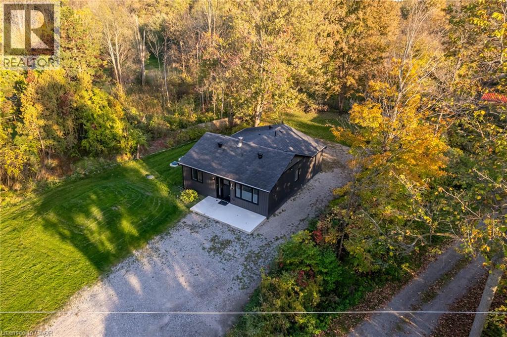 8 Mountsberg Road, Hamilton, Ontario  L0P 1B0 - Photo 1 - 40860067