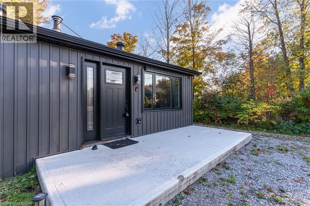 8 Mountsberg Road, Hamilton, Ontario  L0P 1B0 - Photo 3 - 40860067