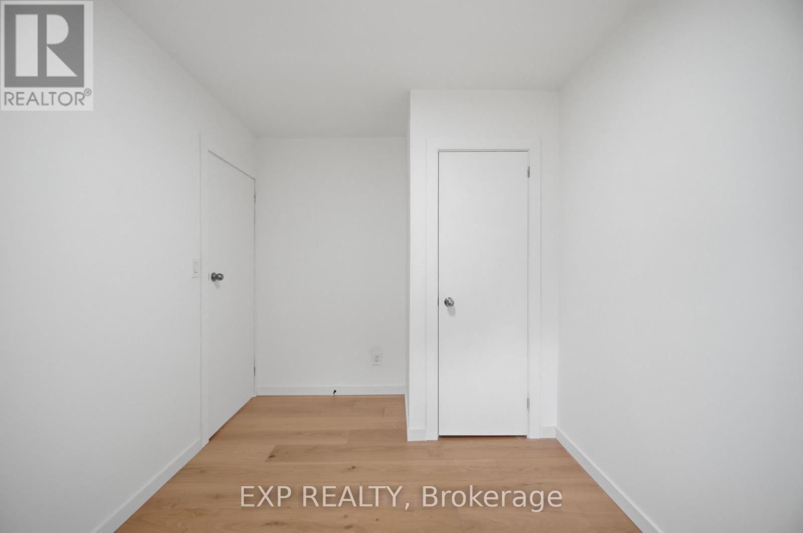 32 Maple Avenue E, Halton Hills (Georgetown), Ontario  L7G 5M2 - Photo 17 - W13737710