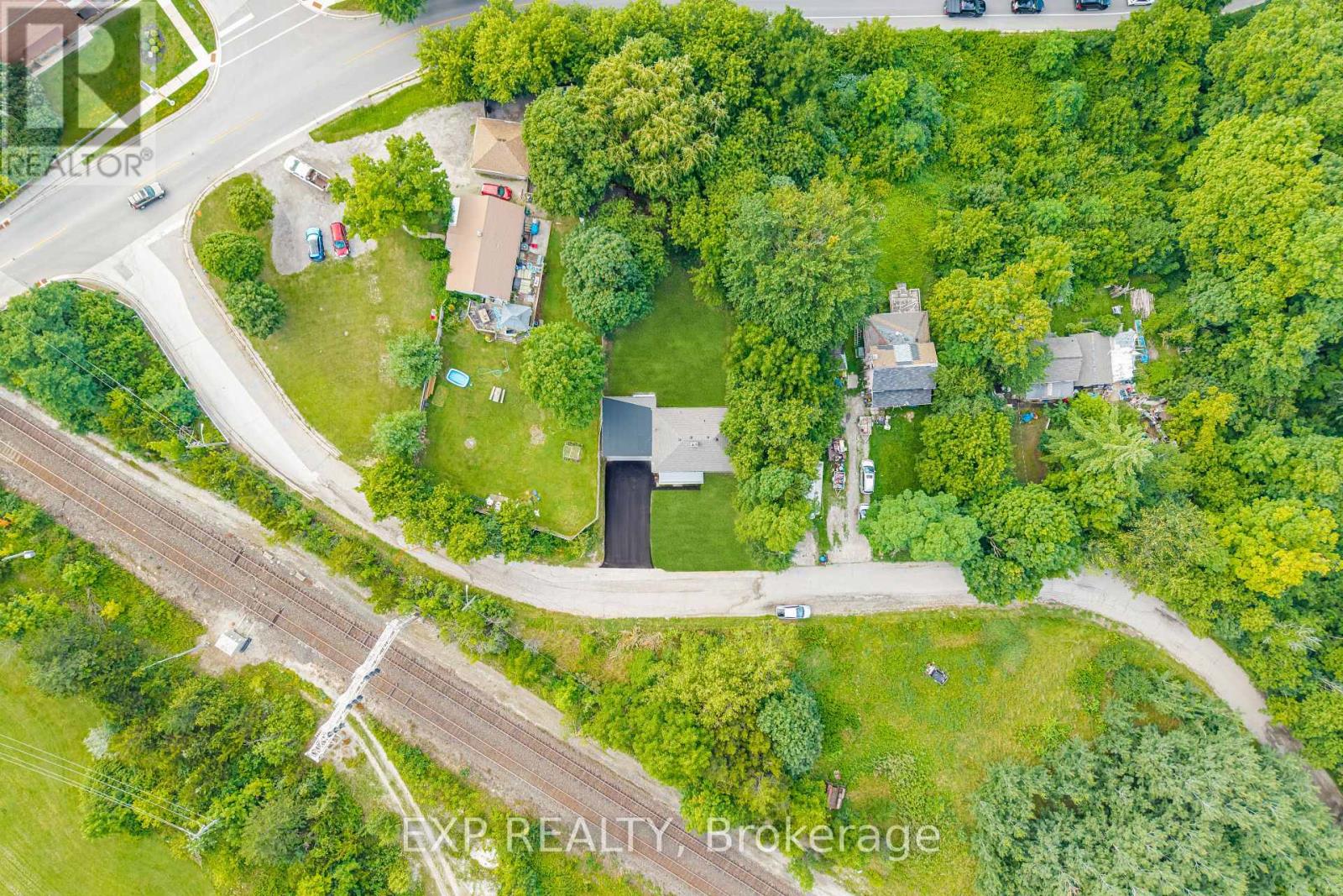 32 Maple Avenue E, Halton Hills (Georgetown), Ontario  L7G 5M2 - Photo 45 - W13737710