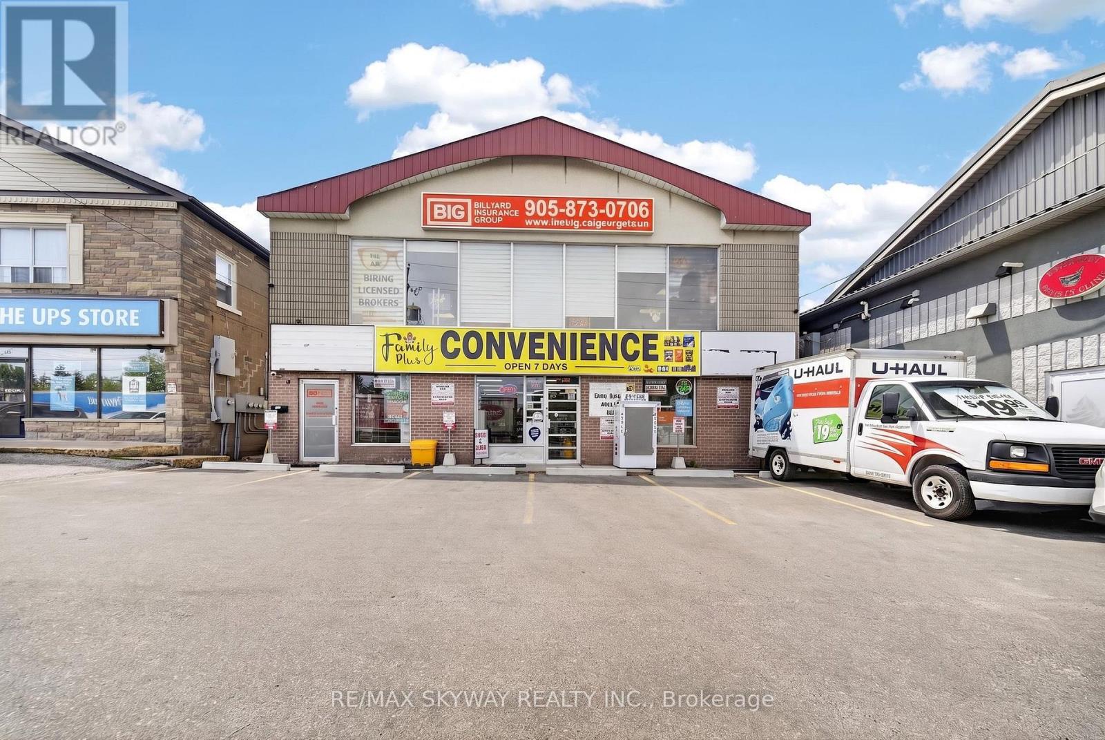 160 Guelph Street, Halton Hills (Georgetown), Ontario  L7G 4A6 - Photo 1 - W13738194