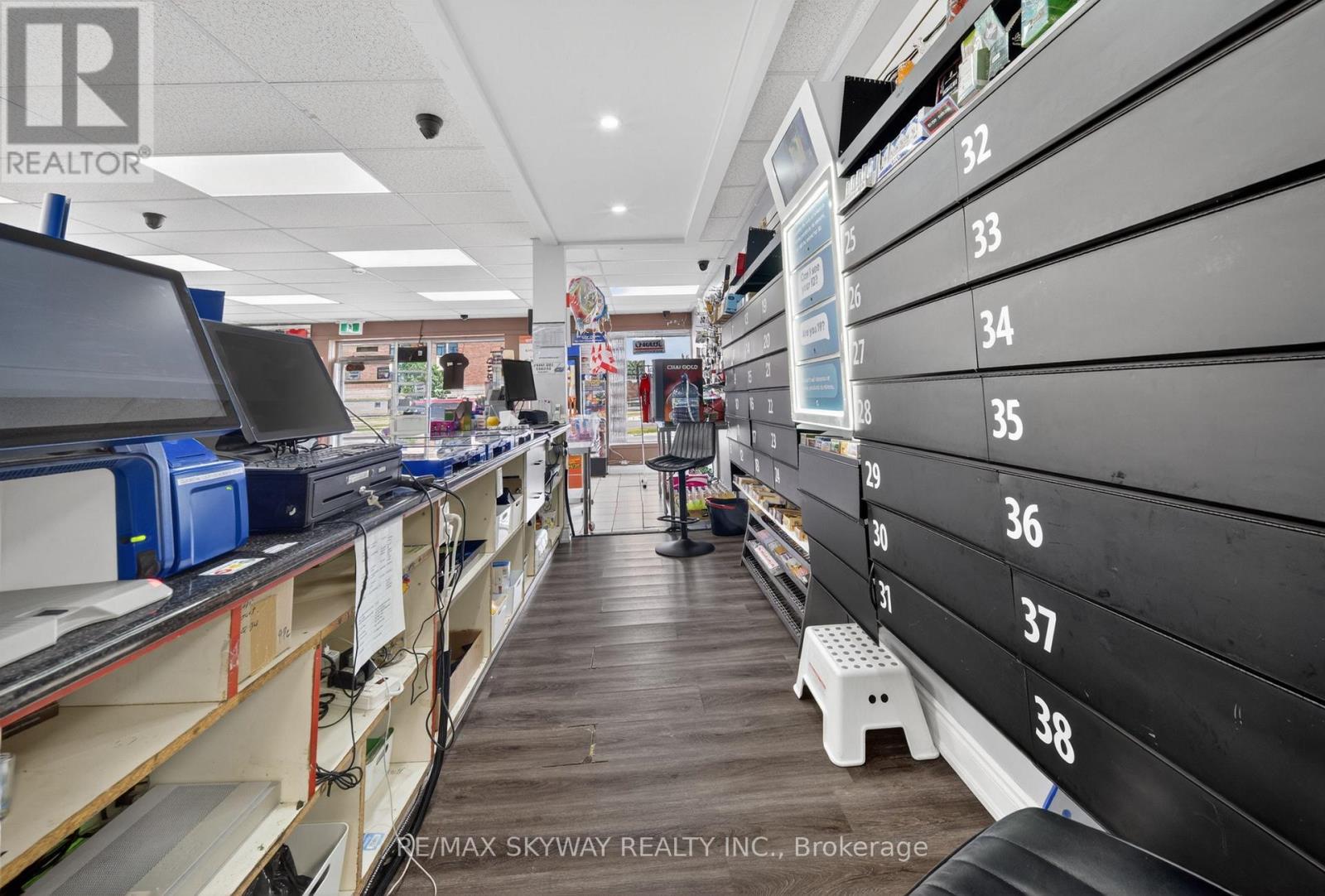 160 Guelph Street, Halton Hills (Georgetown), Ontario  L7G 4A6 - Photo 25 - W13738194