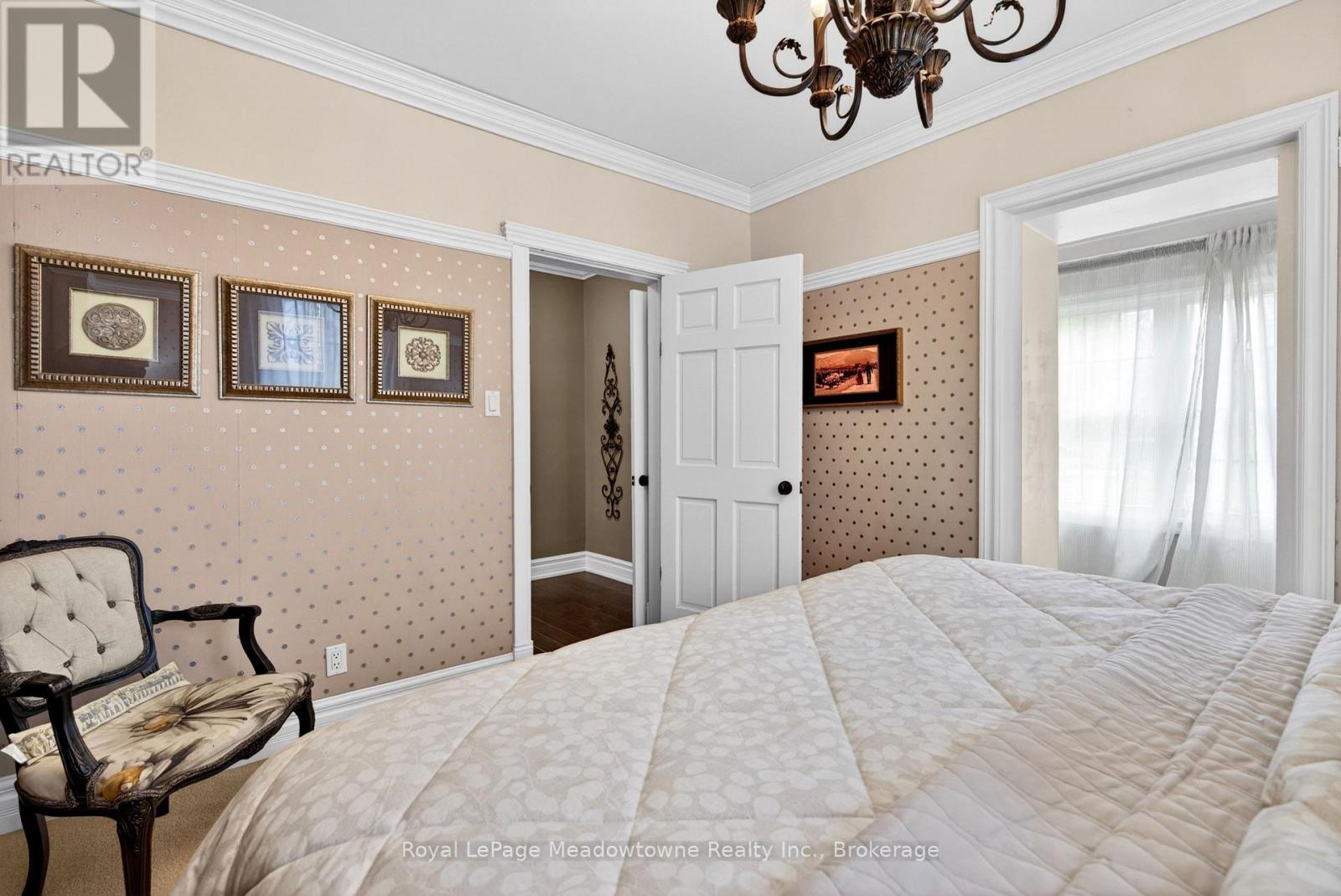 53 Campbell Avenue E, Milton (Campbellville), Ontario  L0P 1B0 - Photo 25 - W13740768
